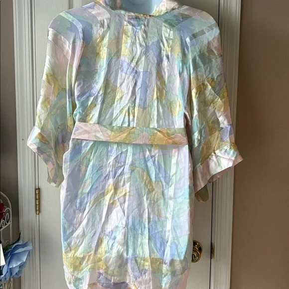 100% Silk robe. - Picture 3 of 6